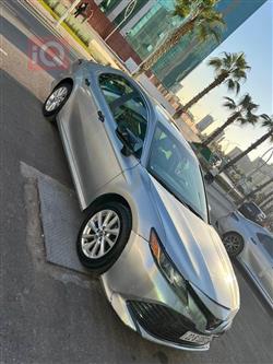 تۆیۆتا کامری